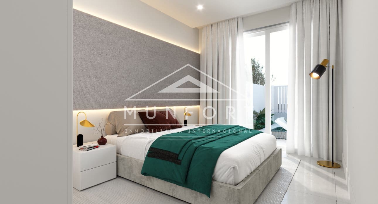 3 soveværelse Villa til salg i Los Alcazares med swimmingpool - € 392.000 (Ref: 8723095)