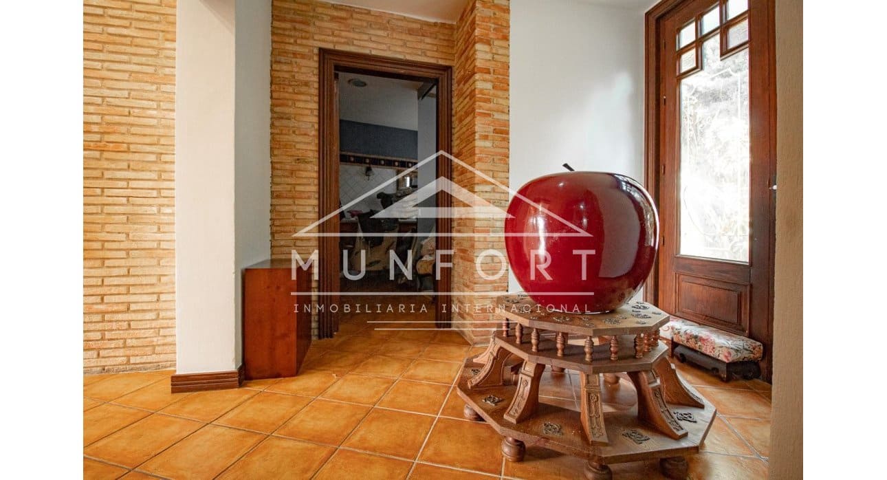 Chalet de 3 habitaciones en Dehesa de Campoamor en venta - 980.000 € (Ref: 8734724)