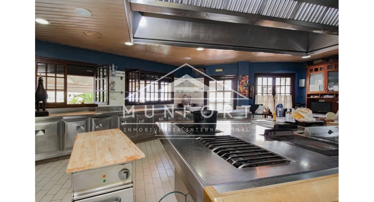 Chalet de 3 habitaciones en Dehesa de Campoamor en venta - 980.000 € (Ref: 8734724)