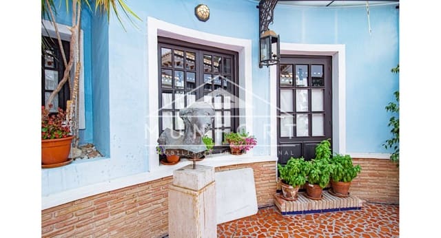 3 Zimmer Villa zu verkaufen in Dehesa de Campoamor, Orihuela - 980.000 € (Ref: 8734724)