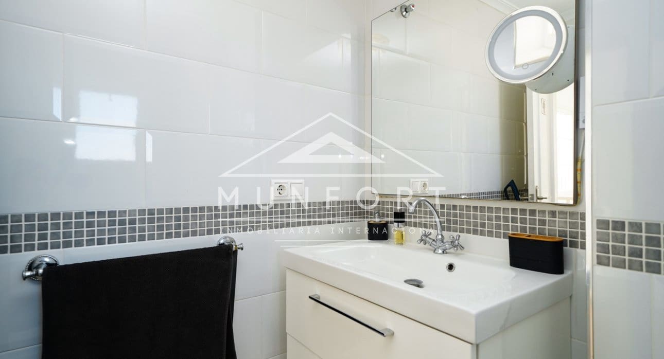 Appartement de 2 chambres à louer à La Florida avec piscine - 850 € (Ref: 8774031)