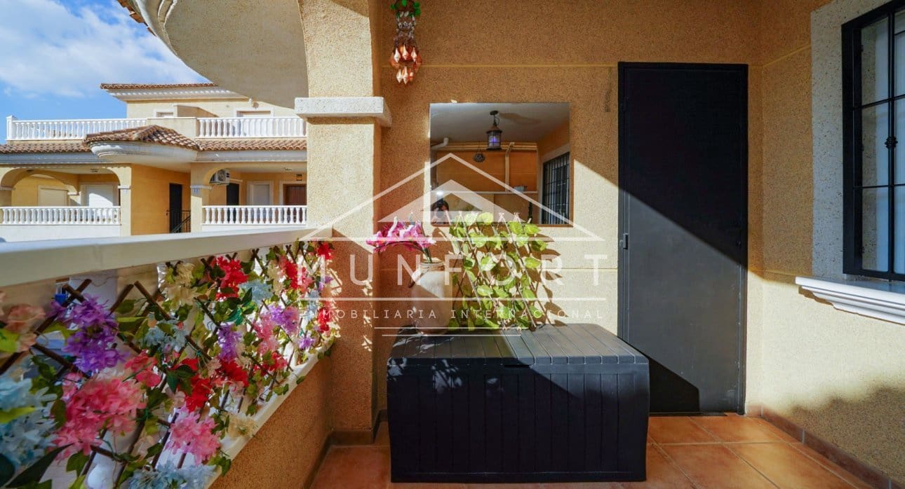 Appartement de 2 chambres à louer à La Florida avec piscine - 850 € (Ref: 8774031)