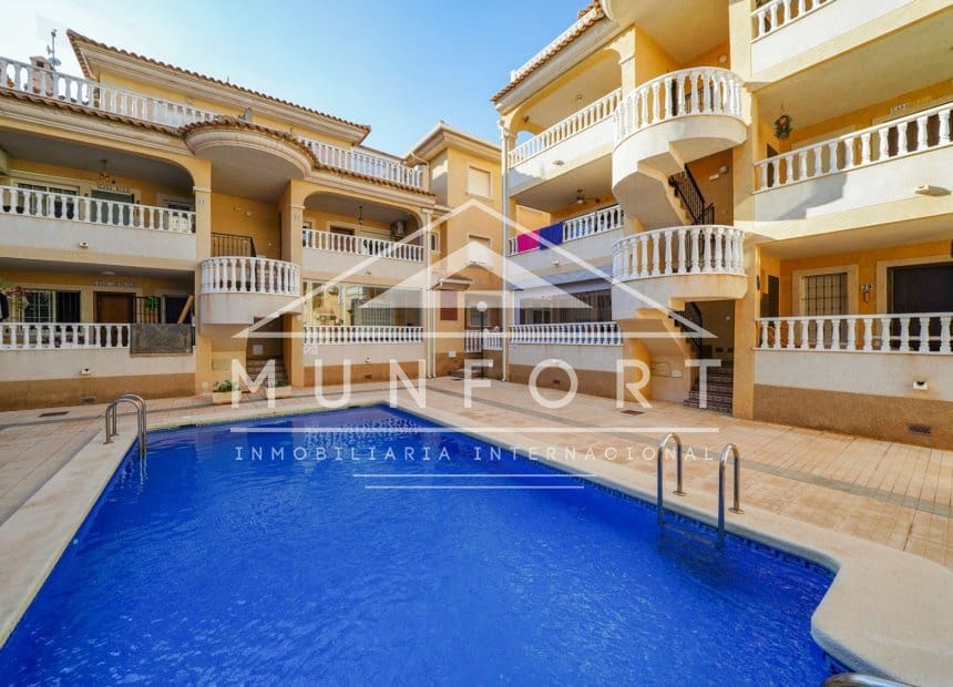 2 Zimmer Apartment zu vermieten in La Florida mit Pool - 850 € (Ref: 8774031)
