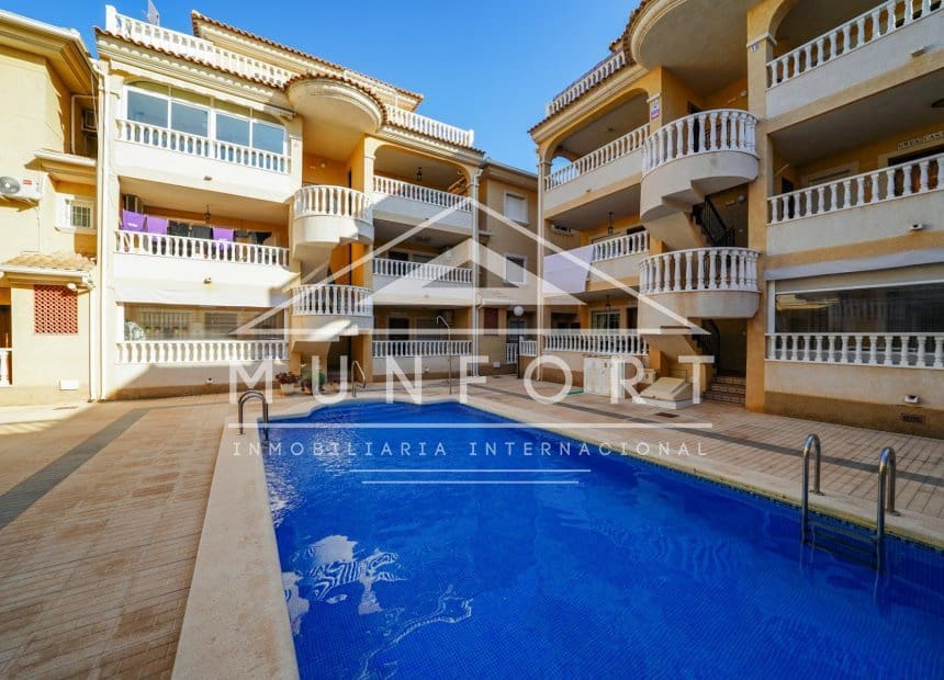 2 Zimmer Apartment zu vermieten in La Florida mit Pool - 850 € (Ref: 8774031)