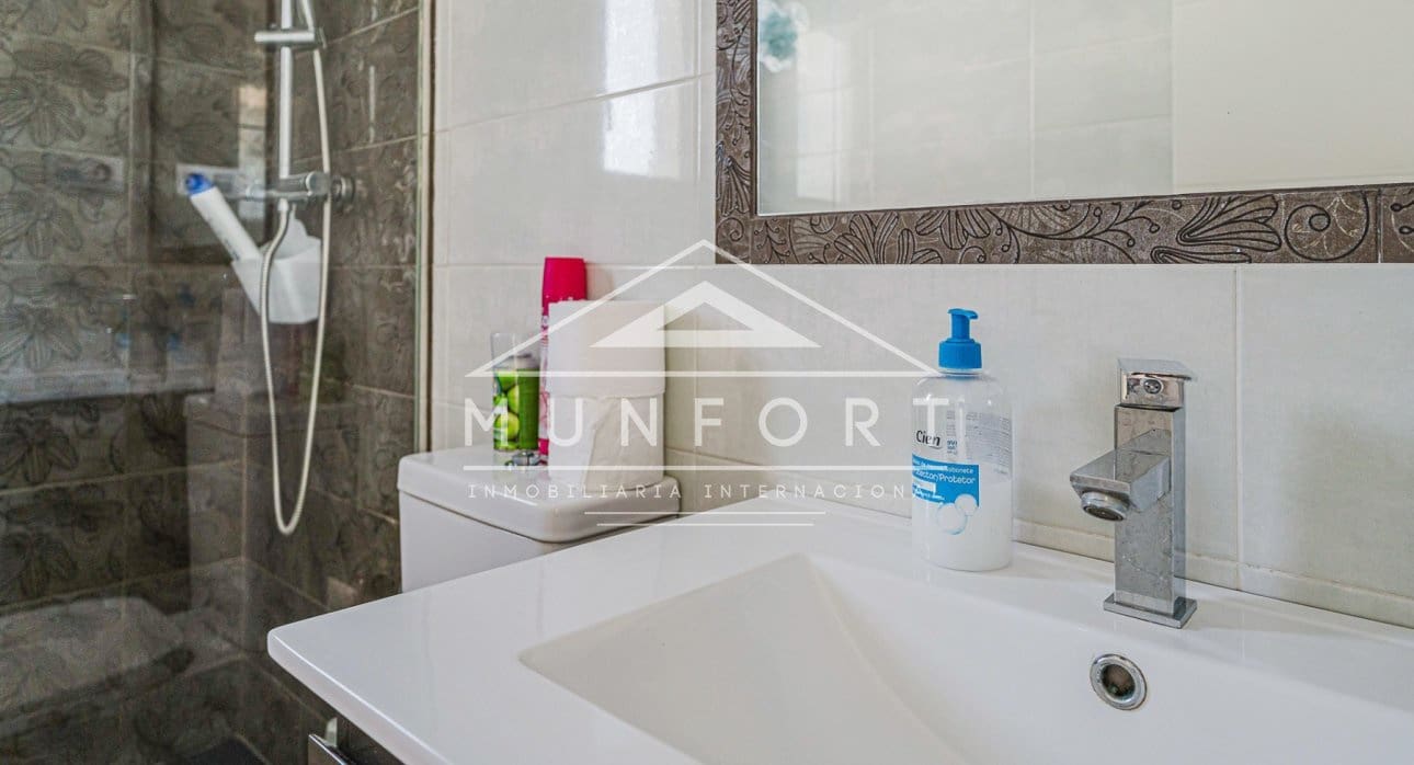 3 camera da letto Villa da affittare in Lo Pagan con piscina - 2.000 € (Rif: 8780306)