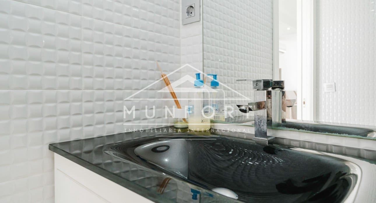 3 camera da letto Villa da affittare in Lo Pagan con piscina - 2.000 € (Rif: 8780306)