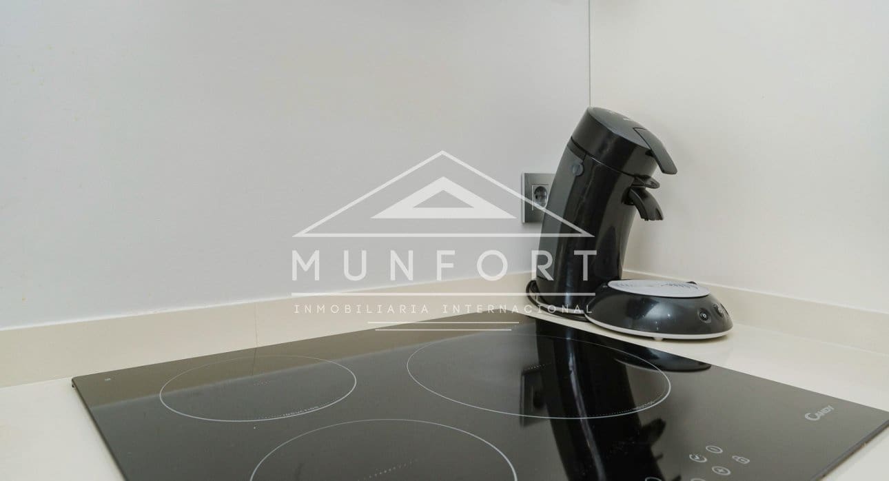 3 camera da letto Villa da affittare in Lo Pagan con piscina - 2.000 € (Rif: 8780306)