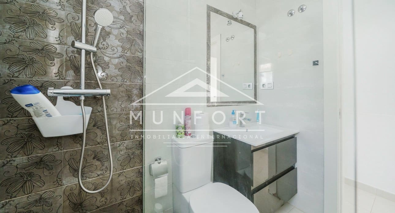 3 camera da letto Villa da affittare in Lo Pagan con piscina - 2.000 € (Rif: 8780306)