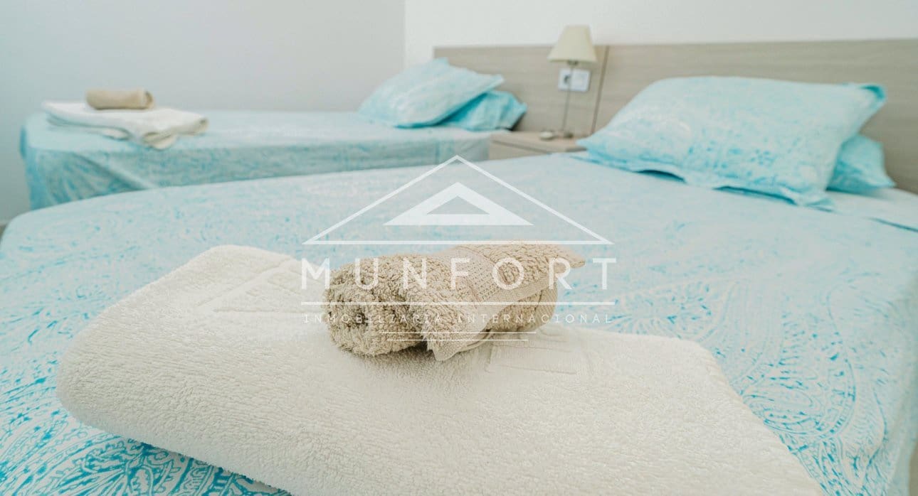 3 camera da letto Villa da affittare in Lo Pagan con piscina - 2.000 € (Rif: 8780306)