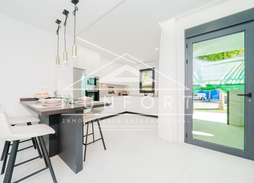 3 sovrum Lägenhet till salu i San Pedro del Pinatar med pool - 322 900 € (Ref: 8785330)