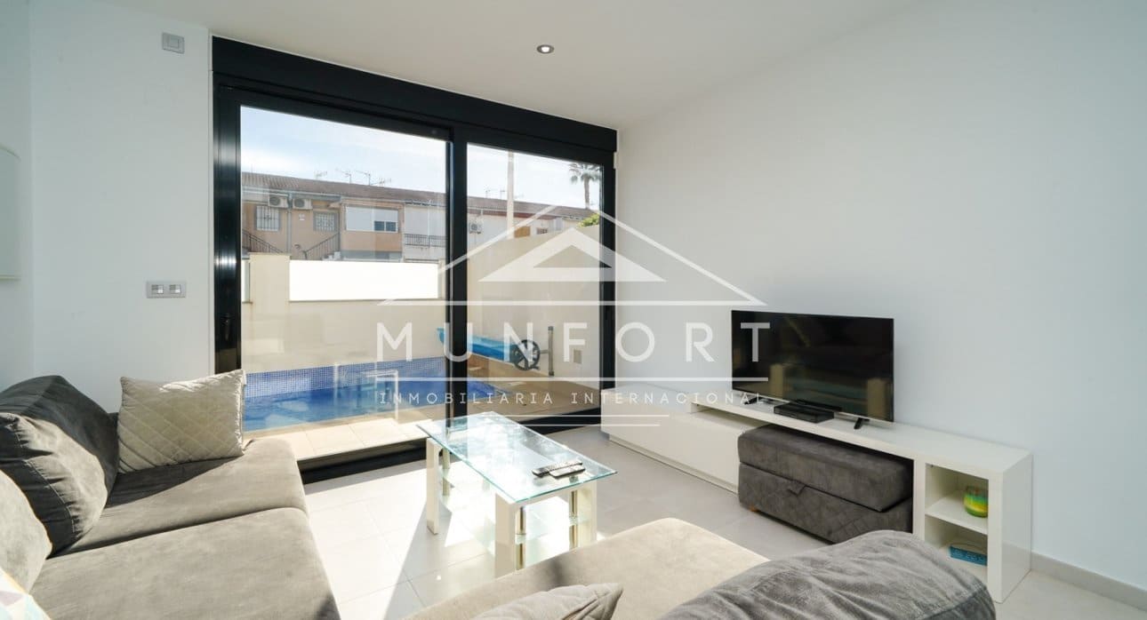 3 soveværelse Villa til leje i San Pedro del Pinatar med swimmingpool - € 1.800 (Ref: 8796618)