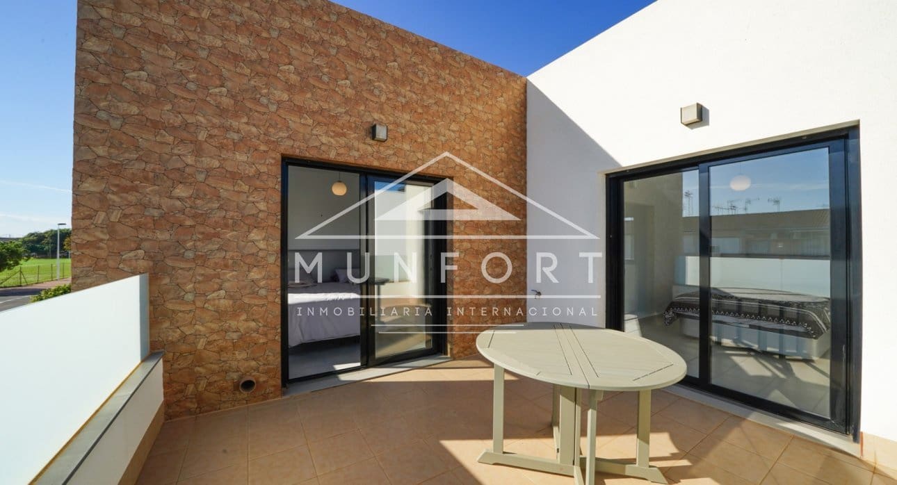 3 soveværelse Villa til leje i San Pedro del Pinatar med swimmingpool - € 1.800 (Ref: 8796618)