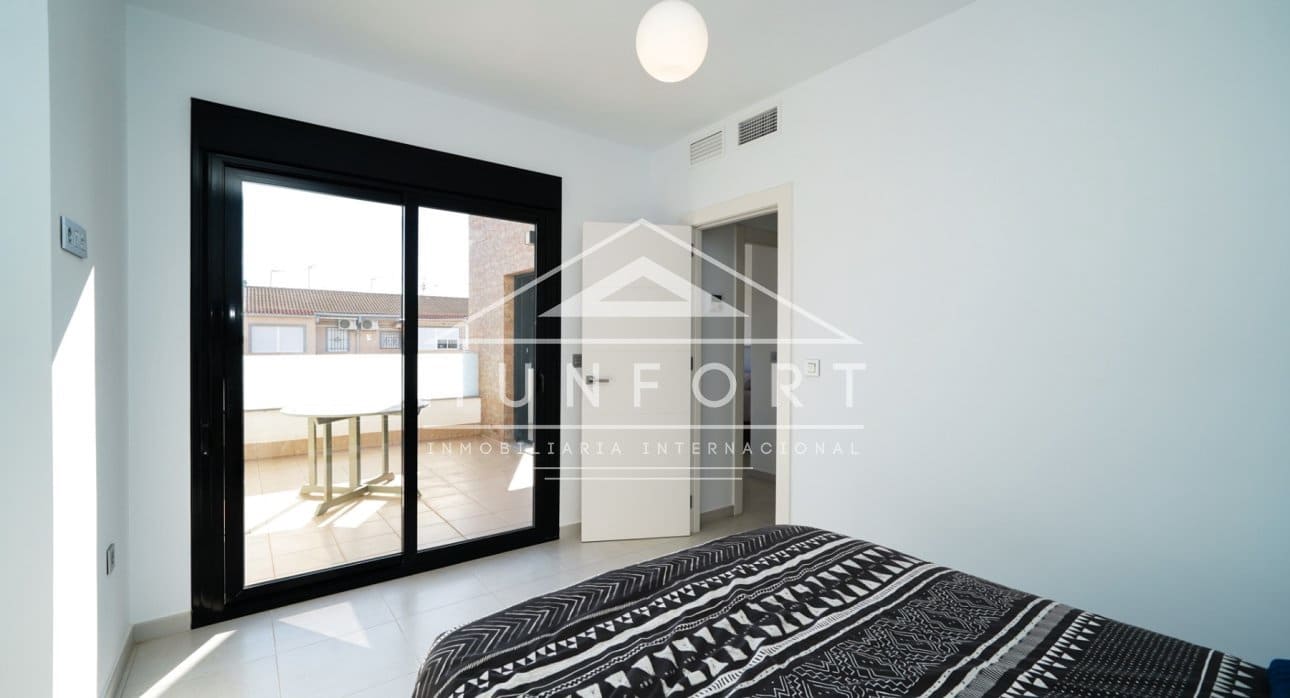 3 soveværelse Villa til leje i San Pedro del Pinatar med swimmingpool - € 1.800 (Ref: 8796618)