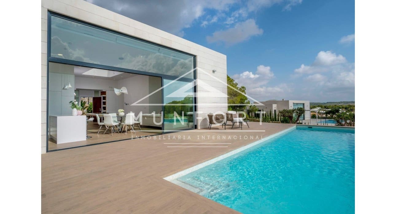 3 chambre Villa/Maison à vendre à Pilar de la Horadada avec piscine - 574 000 € (Ref: 8815057)