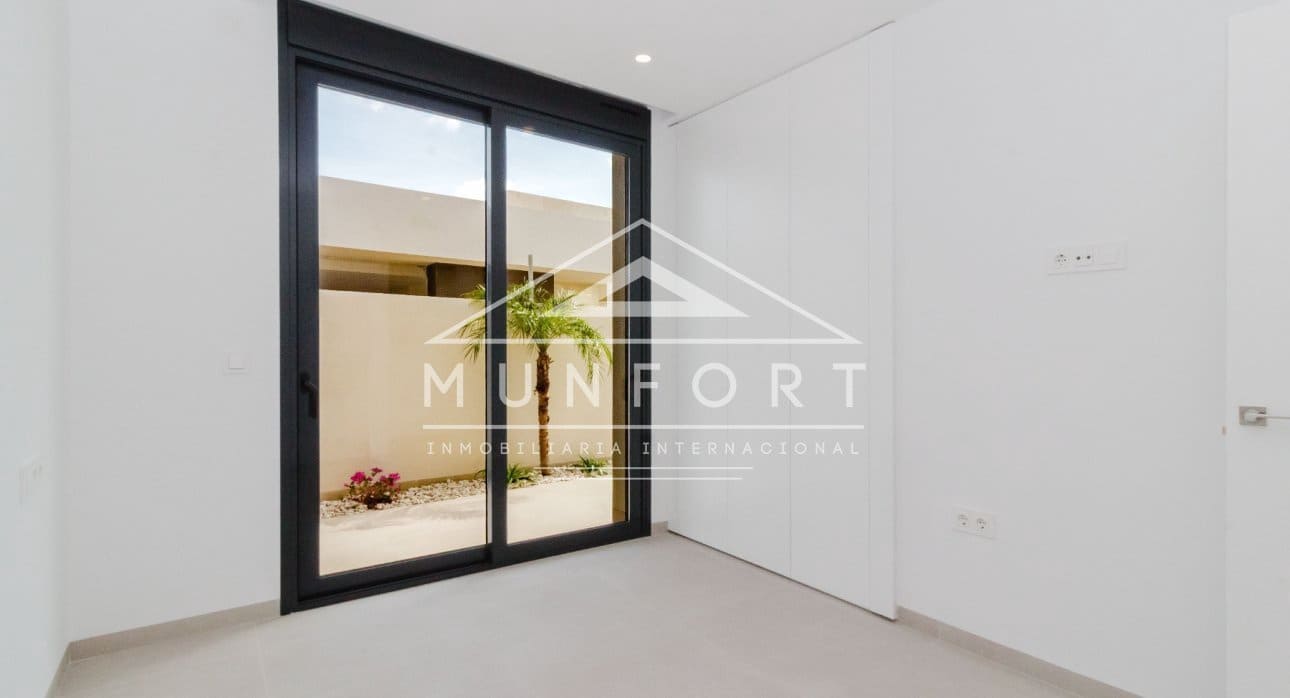 3 soveværelse Villa til salg i Pilar de la Horadada med swimmingpool - € 584.000 (Ref: 8815057)