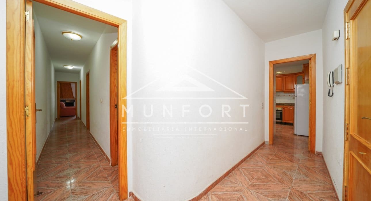 2 soveværelse Penthouse til leje i Lo Pagan - € 750 (Ref: 8830390)