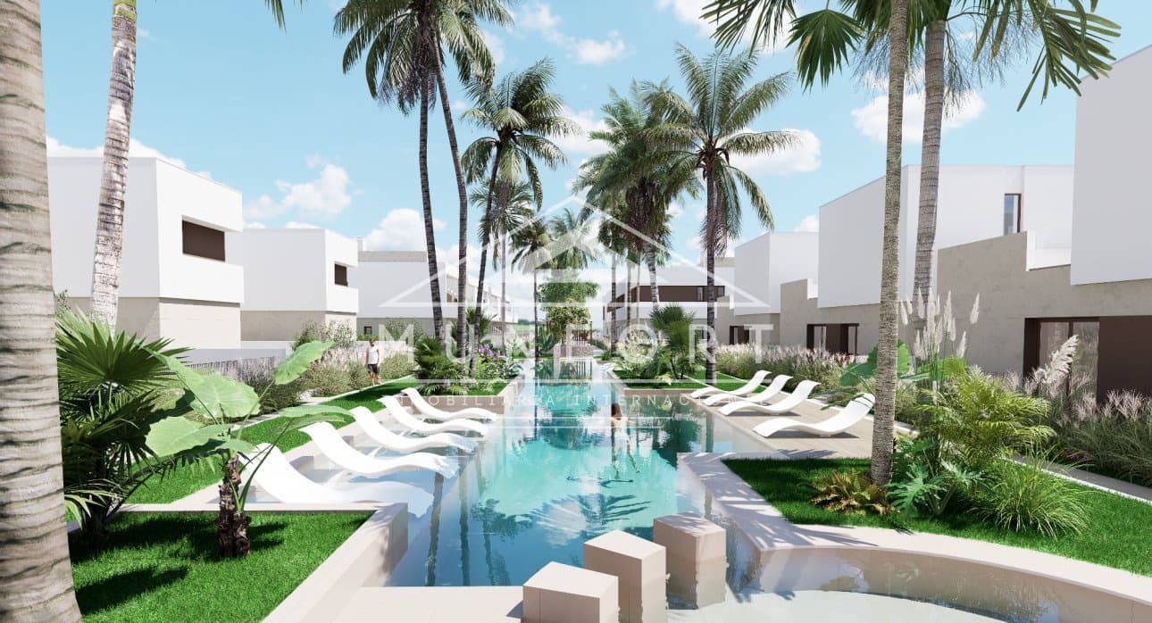 3 soveværelse Bungalow til salg i Los Alcazares med swimmingpool - € 320.000 (Ref: 8846701)