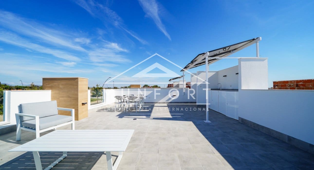 2 chambre Villa/Maison à vendre à Roldan avec piscine - 324 900 € (Ref: 8847878)