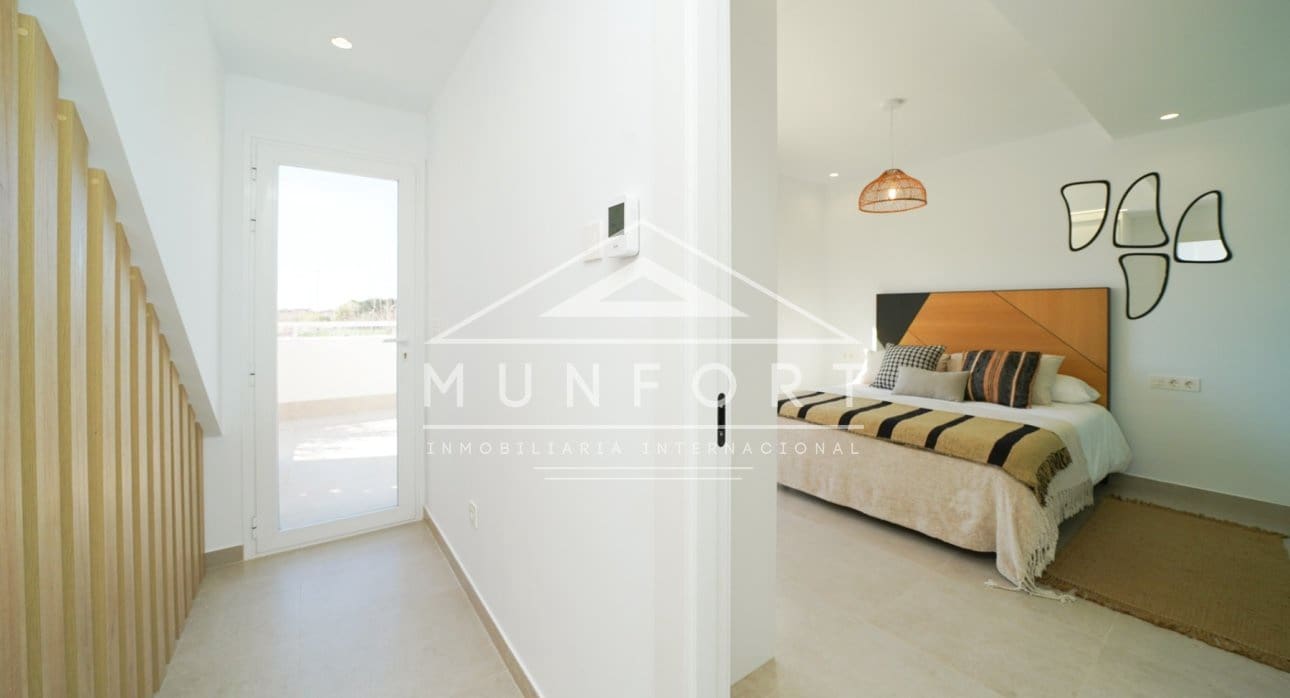 3 quarto Moradia para venda em Pilar de la Horadada com piscina - 469 000 € (Ref: 8853284)