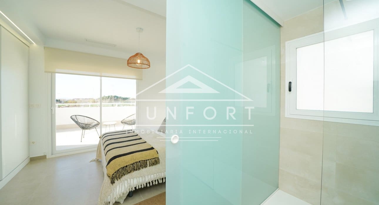 3 quarto Moradia para venda em Pilar de la Horadada com piscina - 469 000 € (Ref: 8853284)