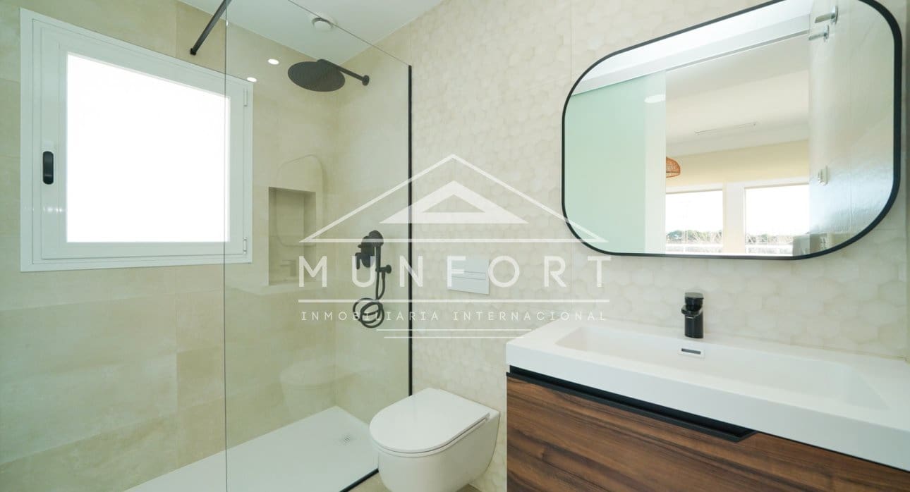 3 quarto Moradia para venda em Pilar de la Horadada com piscina - 469 000 € (Ref: 8853284)