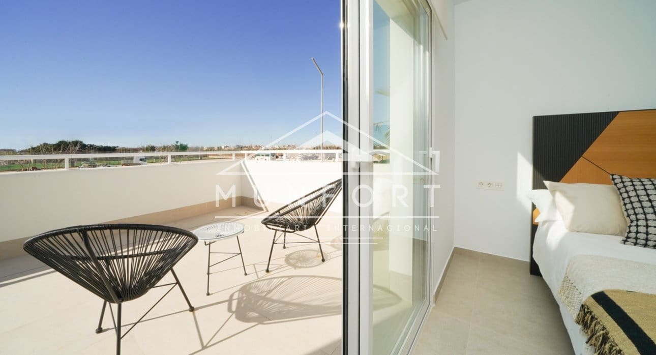 3 quarto Moradia para venda em Pilar de la Horadada com piscina - 469 000 € (Ref: 8853284)