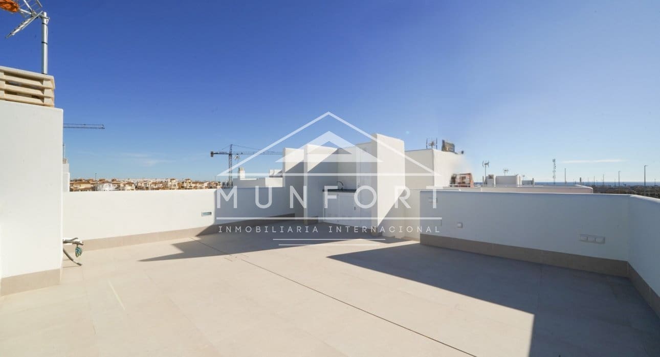 3 quarto Moradia para venda em Pilar de la Horadada com piscina - 469 000 € (Ref: 8853284)