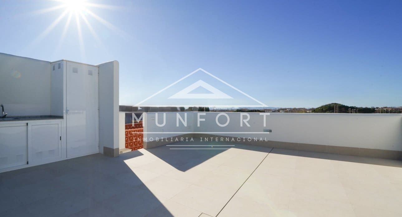 3 quarto Moradia para venda em Pilar de la Horadada com piscina - 469 000 € (Ref: 8853284)