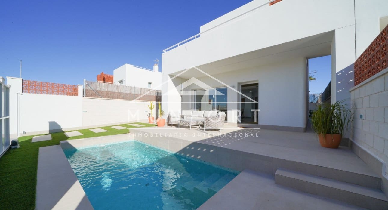 3 quarto Moradia para venda em Pilar de la Horadada com piscina - 469 000 € (Ref: 8853284)