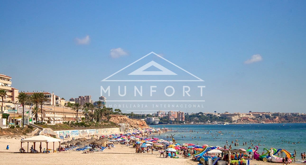 3 quarto Moradia para venda em Pilar de la Horadada com piscina - 469 000 € (Ref: 8853284)