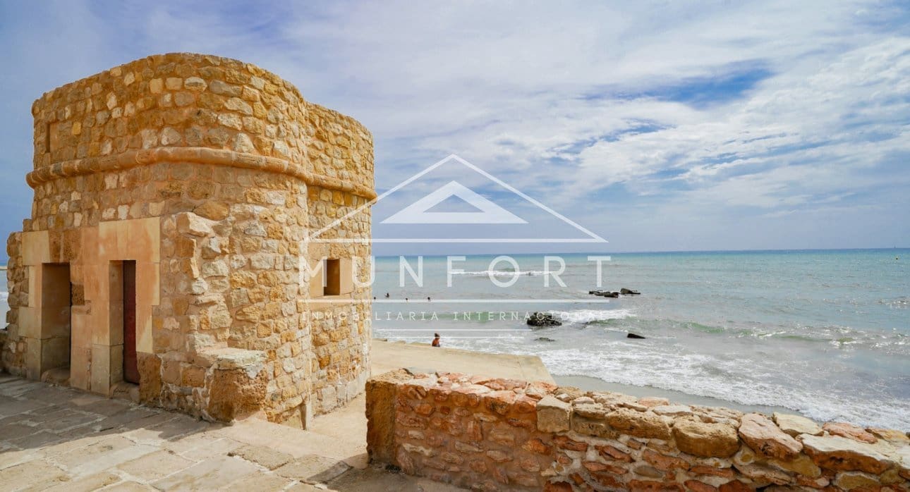 2 sypialnia Bungalow na sprzedaż w Torrevieja - 550 000 € (Ref: 8865819)