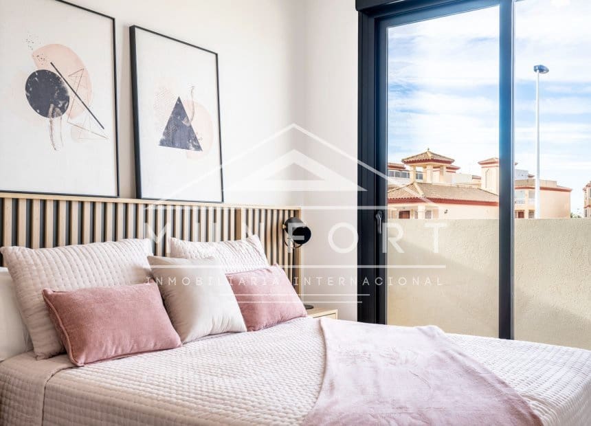 3 makuuhuone Huvila myytävänä paikassa Roldan mukana uima-altaan - 415 950 € (Ref: 8879011)