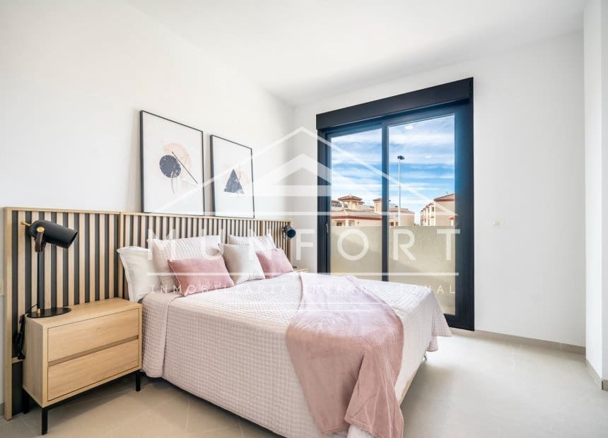 3 makuuhuone Huvila myytävänä paikassa Roldan mukana uima-altaan - 415 950 € (Ref: 8879011)