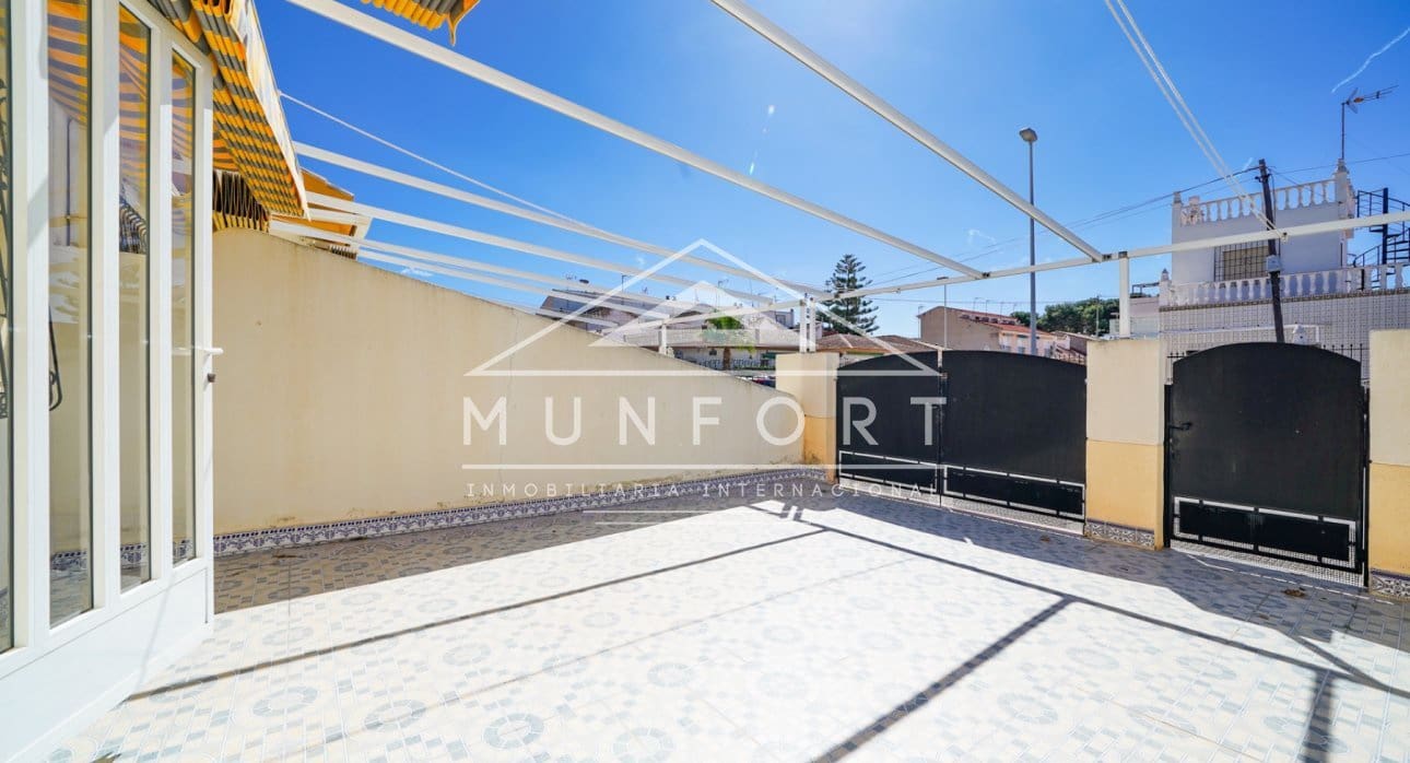 4 bedroom Townhouse for rent in Lo Pagan - € 900 (Ref: 8881092)