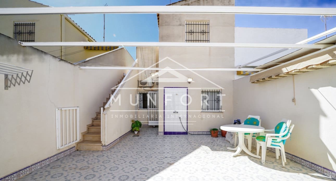 4 bedroom Townhouse for rent in Lo Pagan - € 900 (Ref: 8881092)