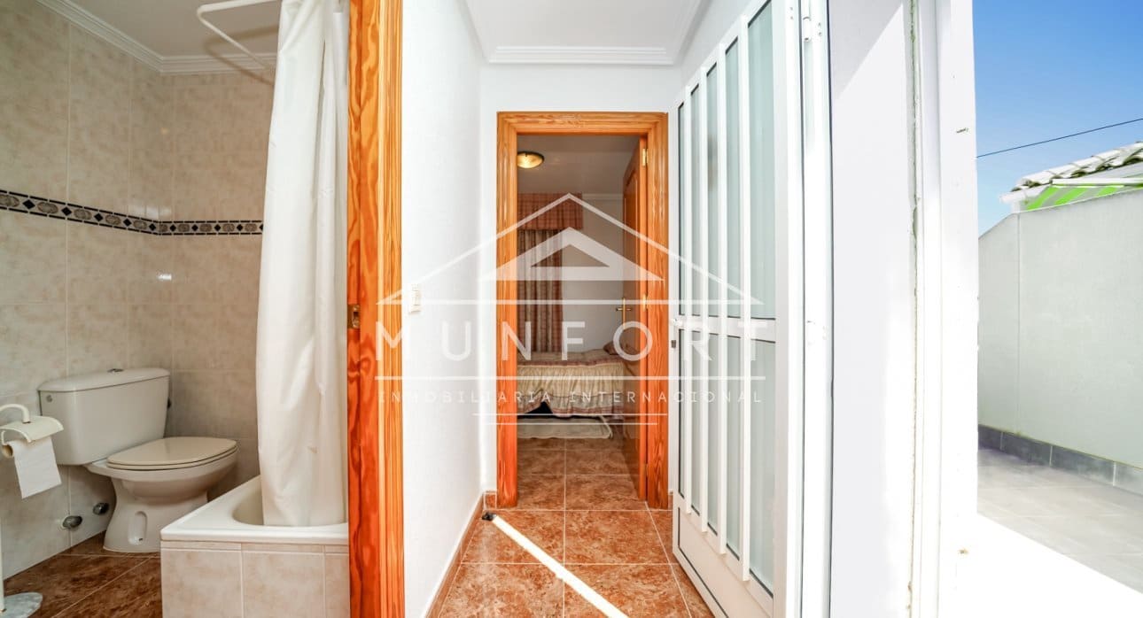 4 bedroom Townhouse for rent in Lo Pagan - € 900 (Ref: 8881092)