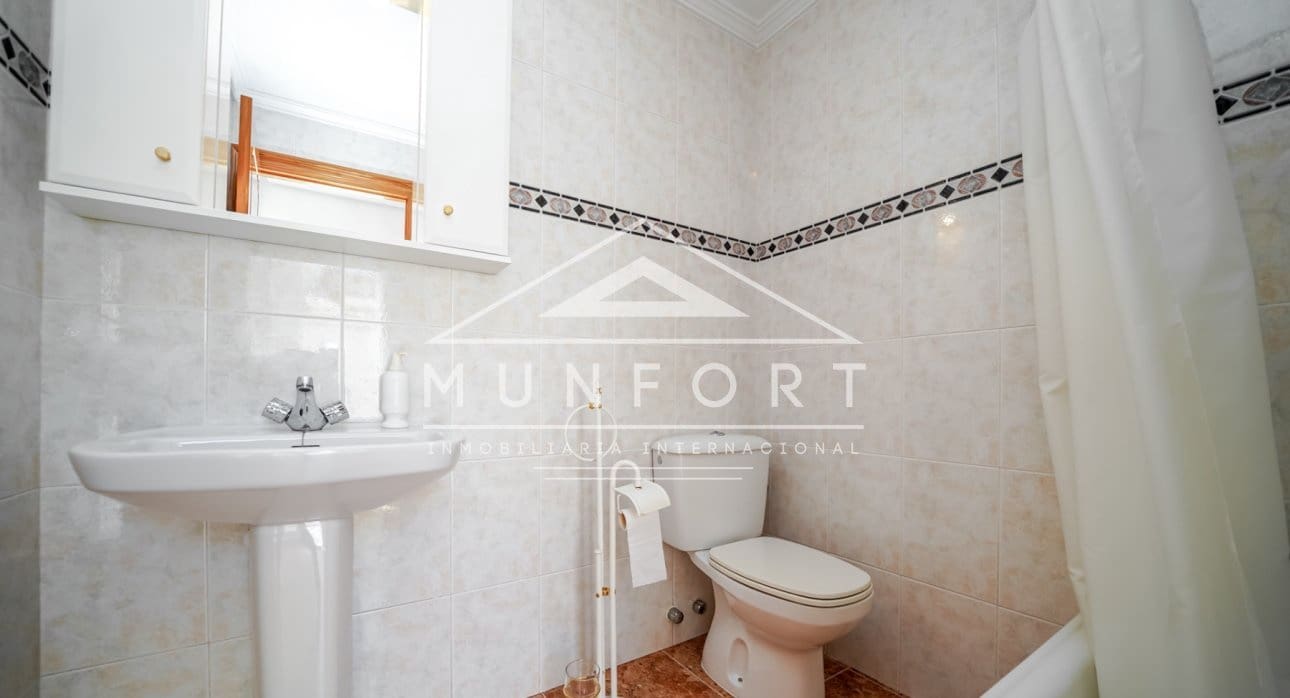 4 bedroom Townhouse for rent in Lo Pagan - € 900 (Ref: 8881092)