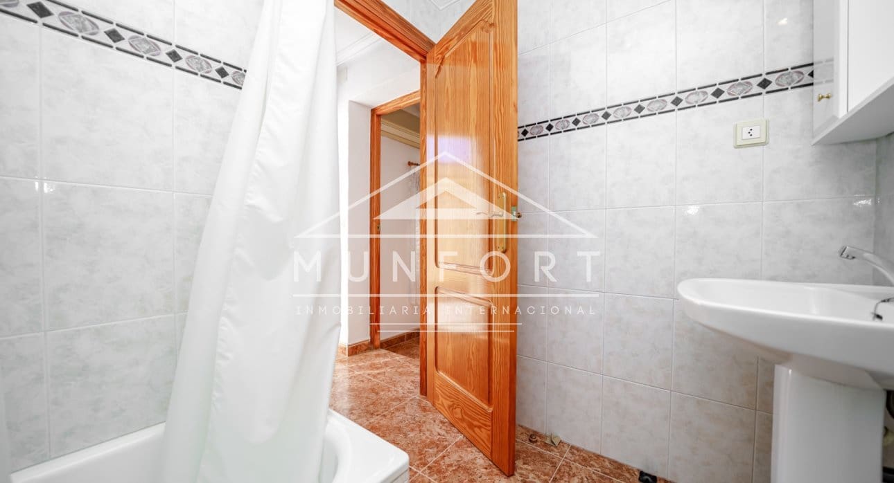 4 bedroom Townhouse for rent in Lo Pagan - € 900 (Ref: 8881092)