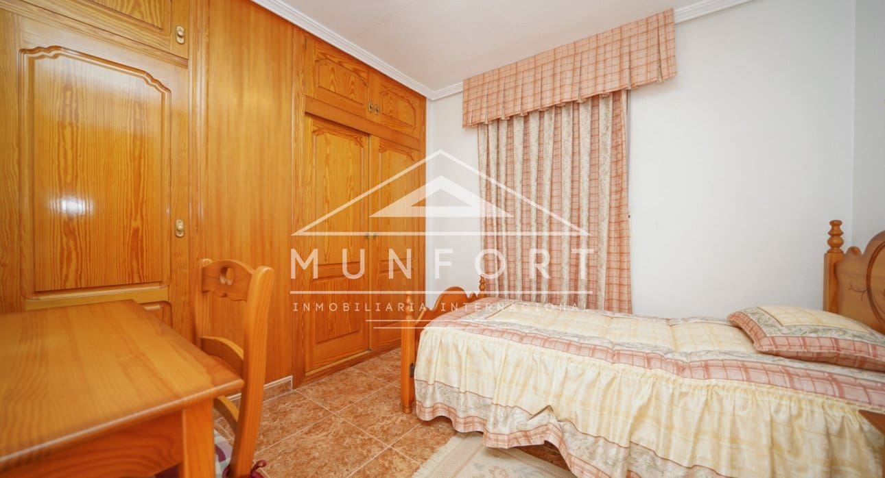 4 bedroom Townhouse for rent in Lo Pagan - € 900 (Ref: 8881092)