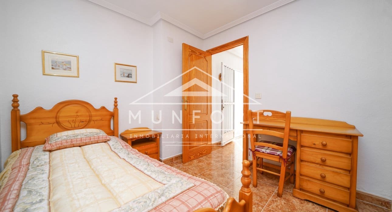 4 bedroom Townhouse for rent in Lo Pagan - € 900 (Ref: 8881092)