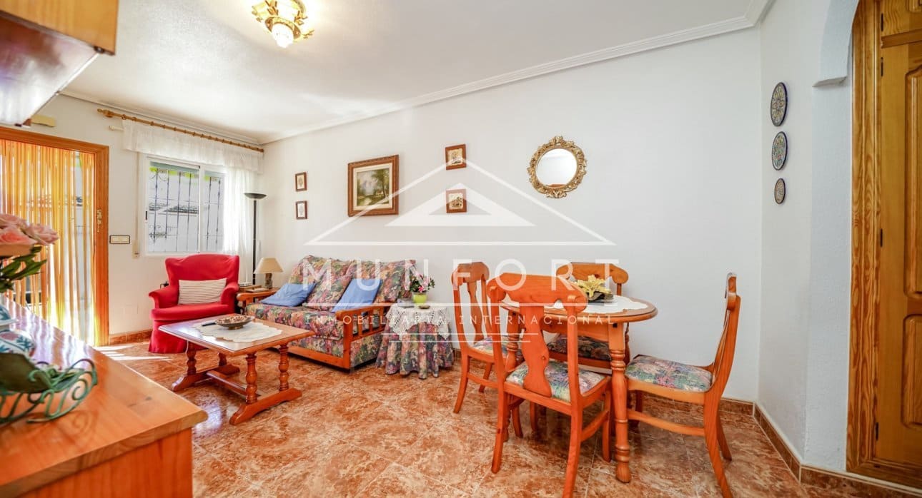 4 bedroom Townhouse for rent in Lo Pagan - € 900 (Ref: 8881092)