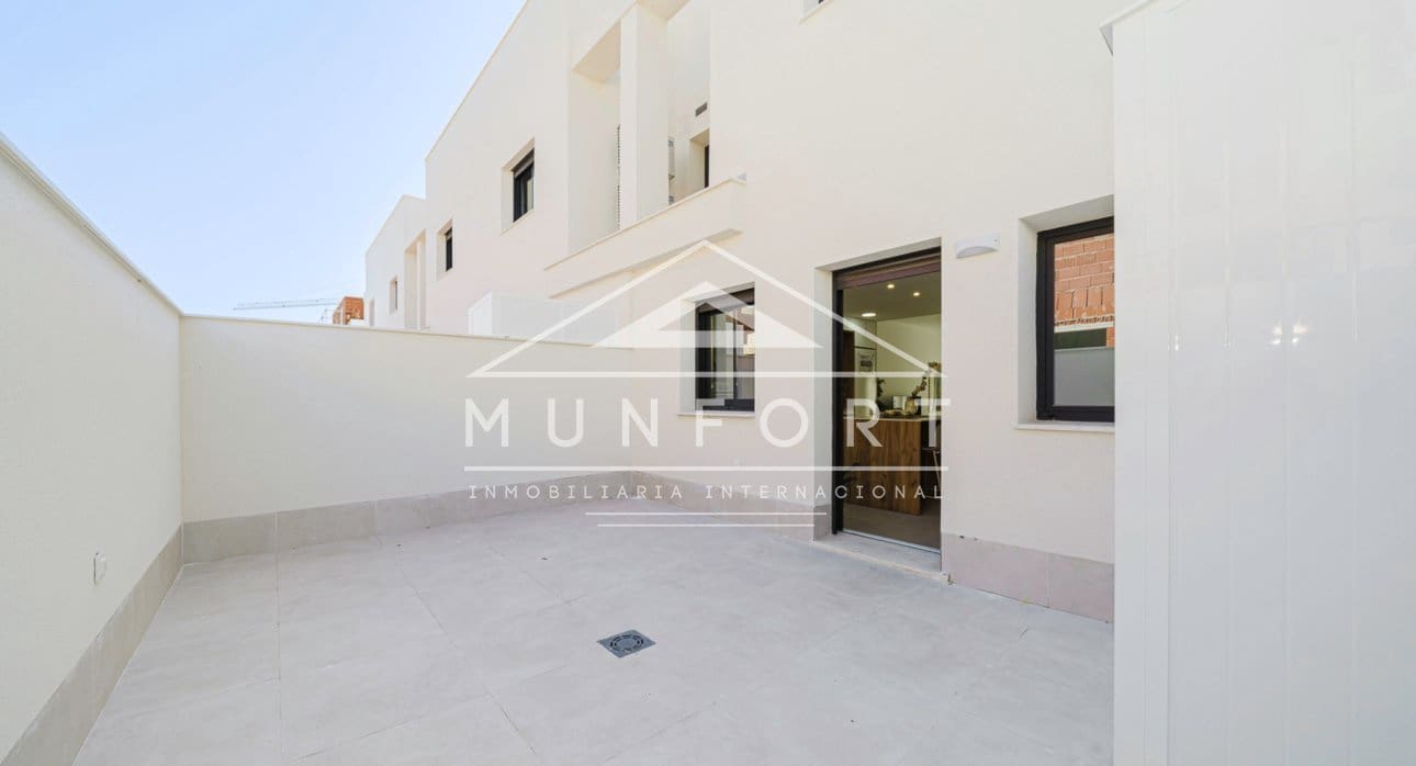 2 sovrum Villa till salu i Cox med pool - 219 000 € (Ref: 8887136)