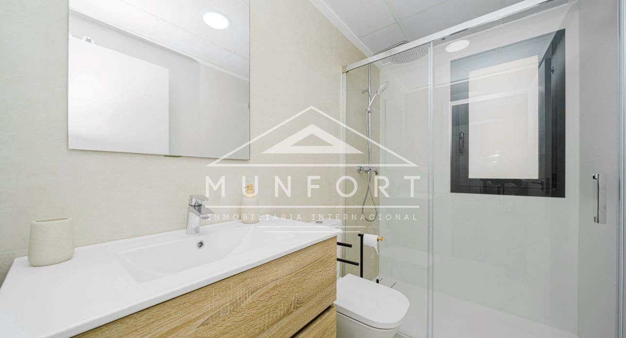 2 sovrum Villa till salu i Cox med pool - 219 000 € (Ref: 8887136)