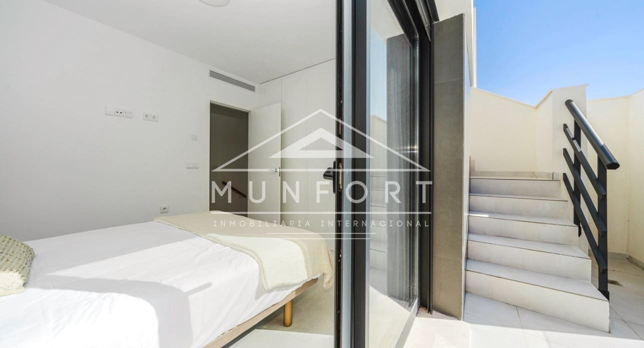 3 slaapkamer Villa te koop in Cox met zwembad - € 235.000 (Ref: 8887137)