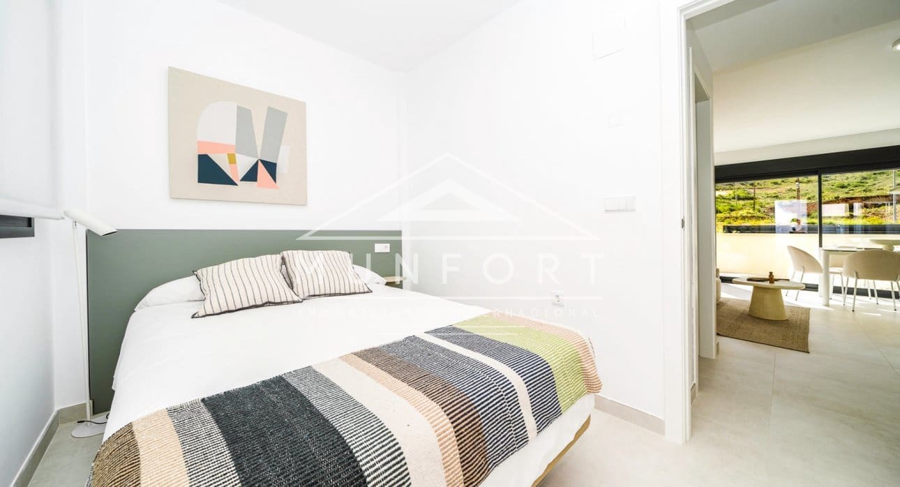 3 slaapkamer Villa te koop in Cox met zwembad - € 235.000 (Ref: 8887137)