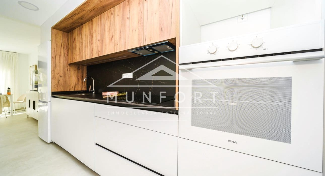 3 slaapkamer Villa te koop in Cox met zwembad - € 235.000 (Ref: 8887137)