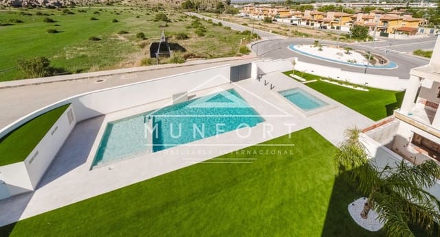 3 makuuhuone Huvila myytävänä paikassa Cox mukana uima-altaan - 239 000 € (Ref: 8887137)