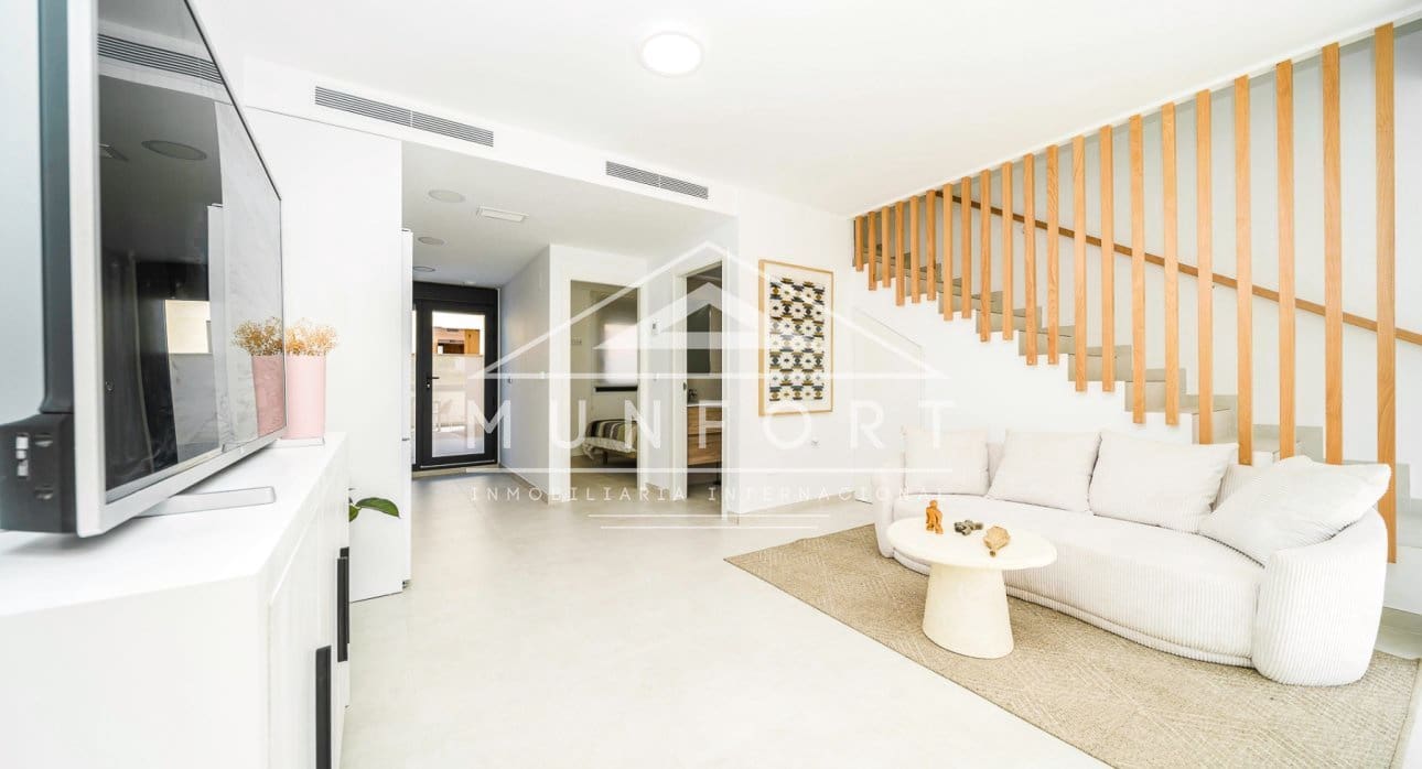 3 slaapkamer Villa te koop in Cox met zwembad - € 235.000 (Ref: 8887137)