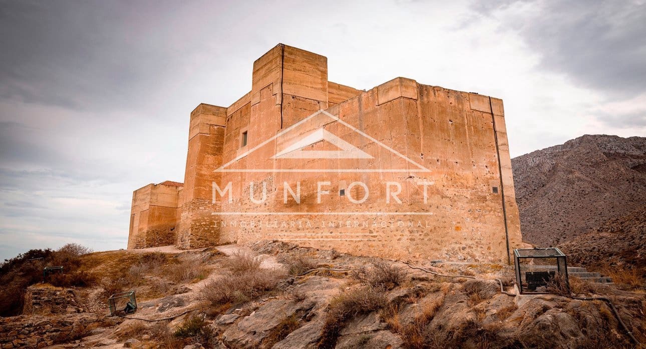 3 slaapkamer Villa te koop in Cox met zwembad - € 235.000 (Ref: 8887137)