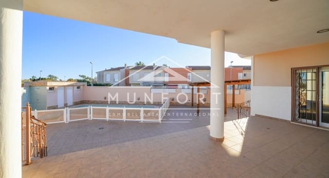 5 makuuhuone Huvila myytävänä paikassa Santiago de la Ribera, San Javier mukana uima-altaan - 799 000 € (Ref: 8900845)